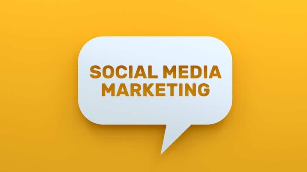 A bubble that says social media marketing with a yellow background